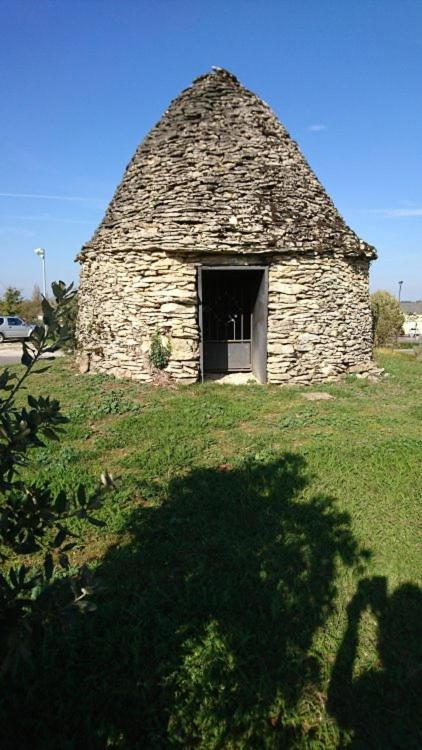 Salignac Eyvigues Petite Maison En Pierre Au Coeur Du Perigord Noir מראה חיצוני תמונה